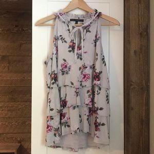 Sleeveless Blouse with Ruffle detail